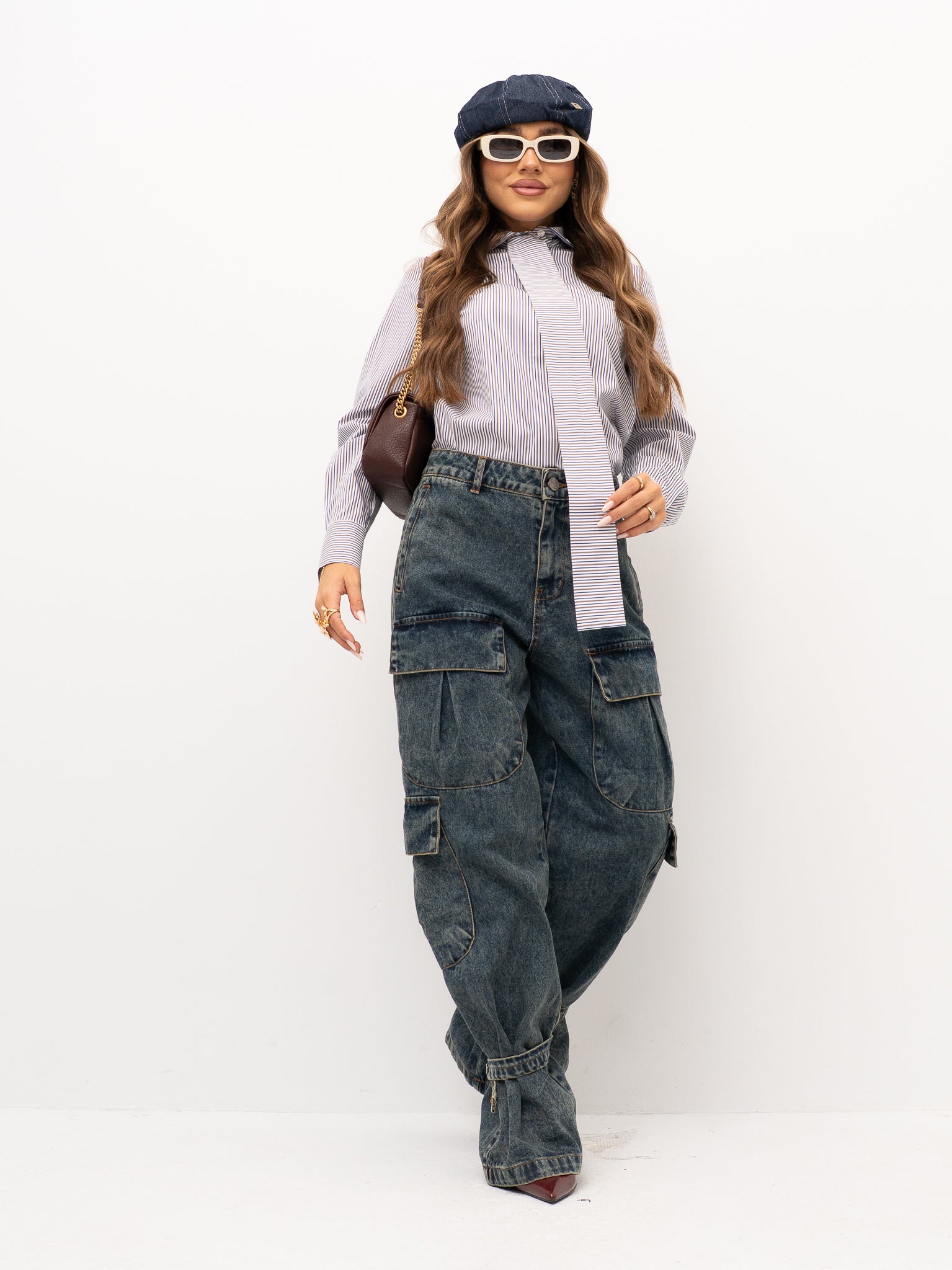 JEANS SILENCE LIMITED J016
