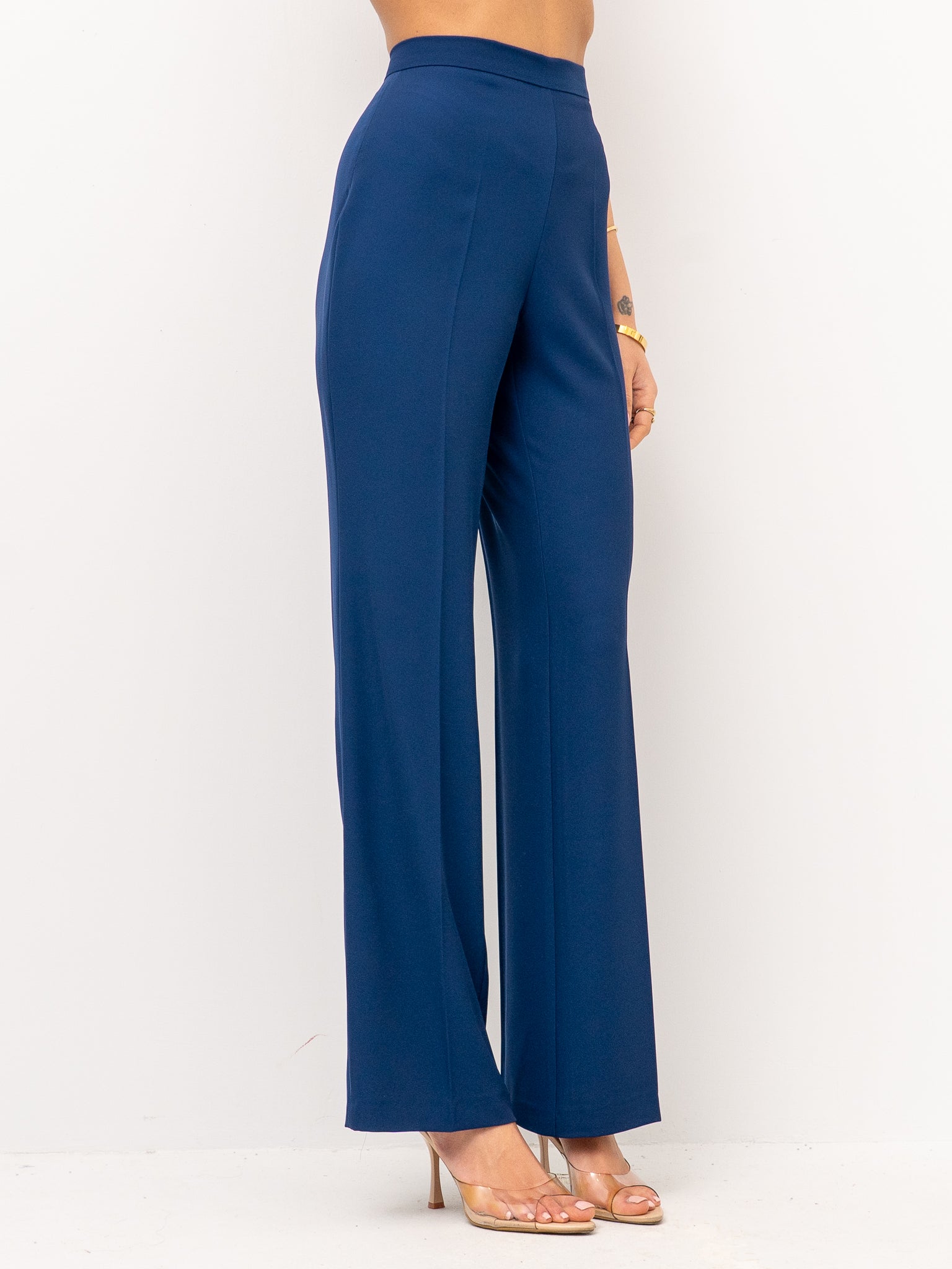 ORTEGA 1051 SUIT