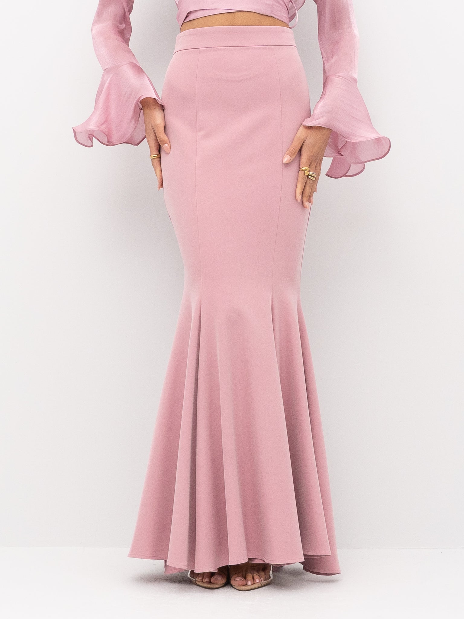 GONNA SILENCE LIMITED SLGO004