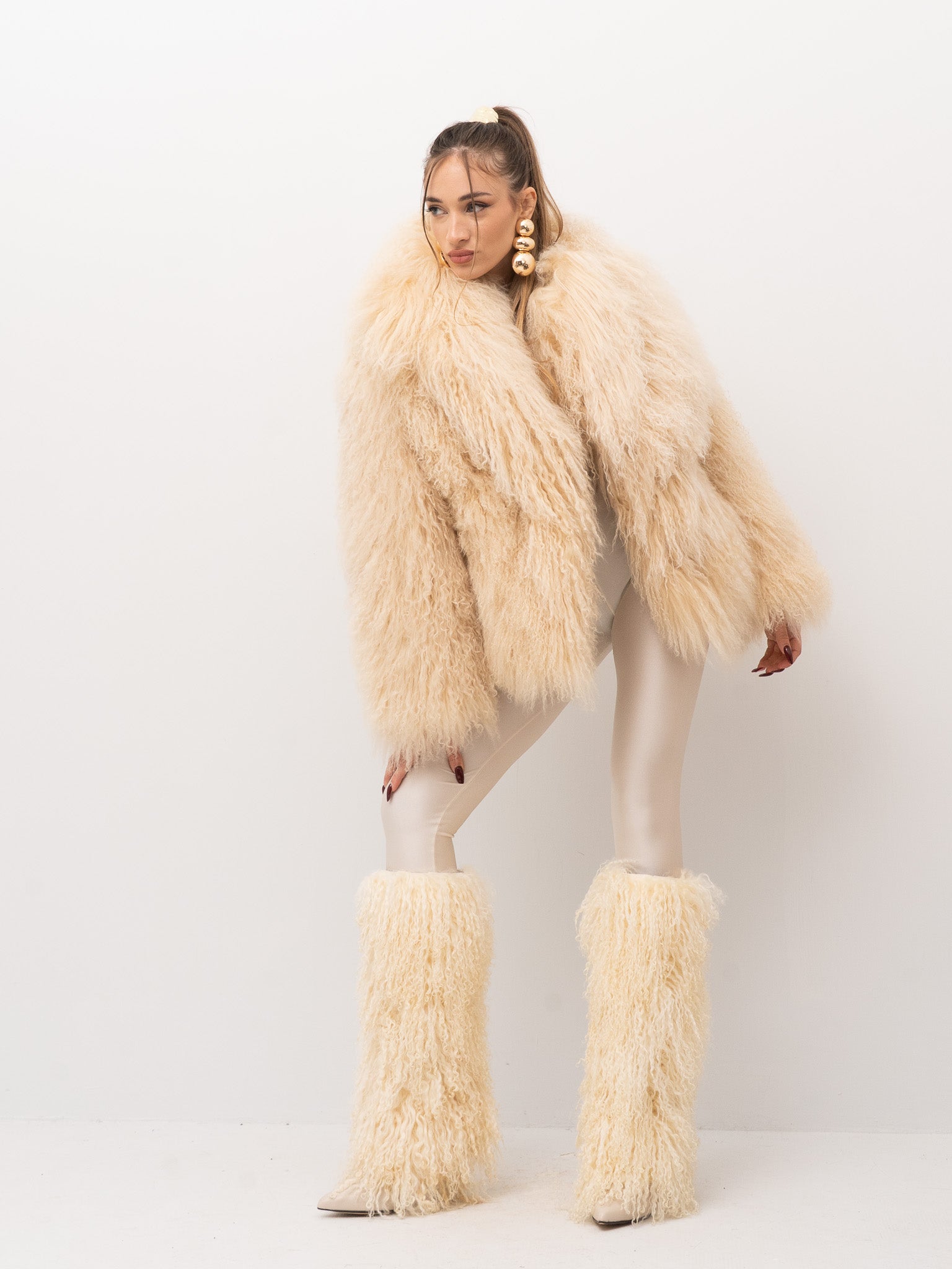 MONGOLIA SAGAFURS SG5011