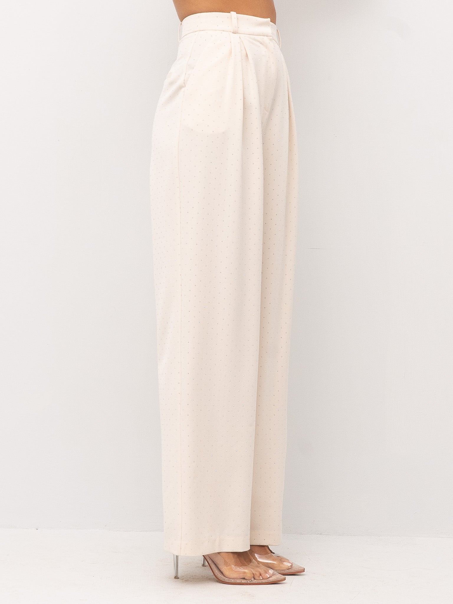 TAILLEUR ACTUALEE GI001036+PA003006