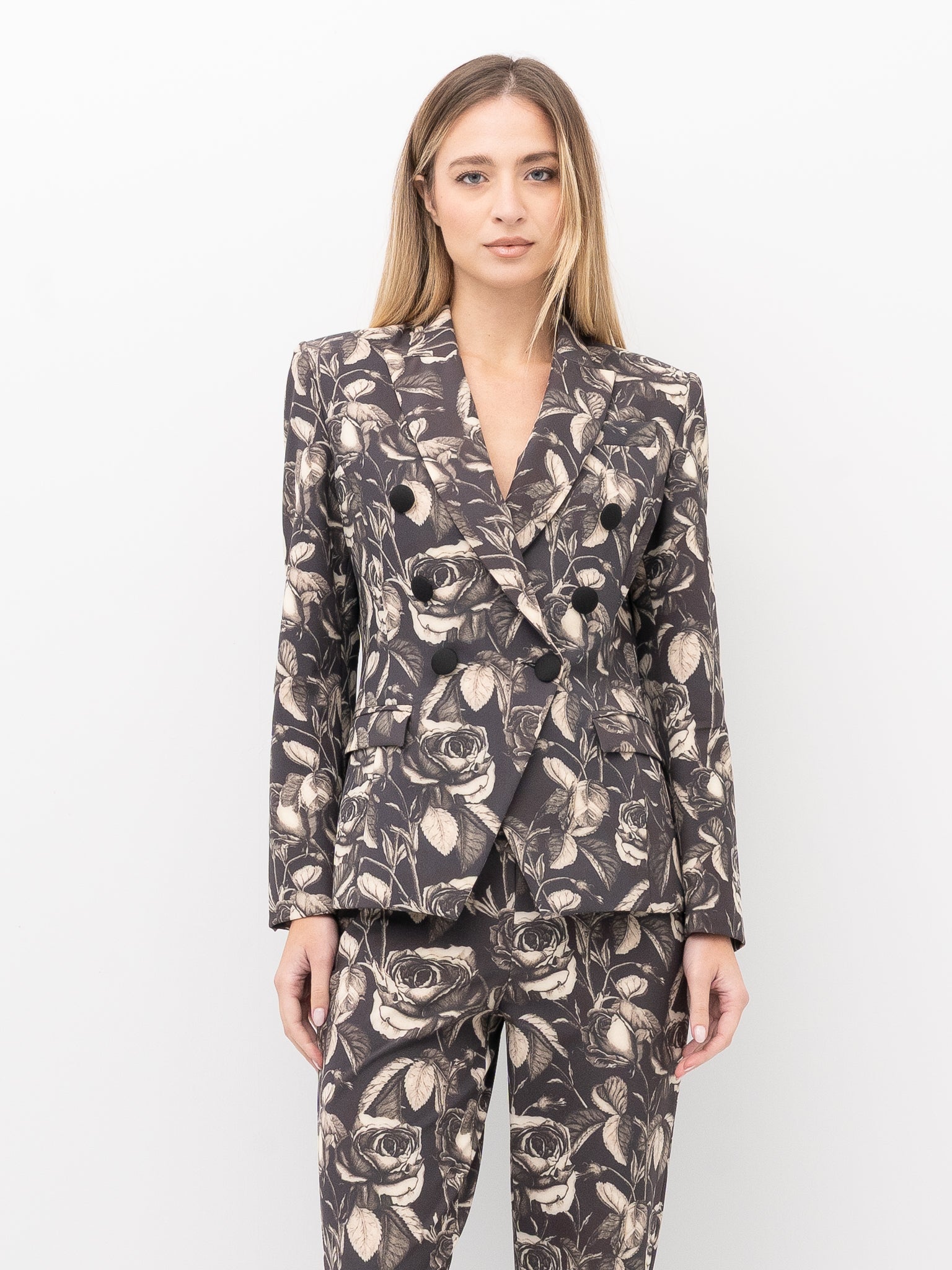 CHAQUETA DE MIERDA SH2526051S