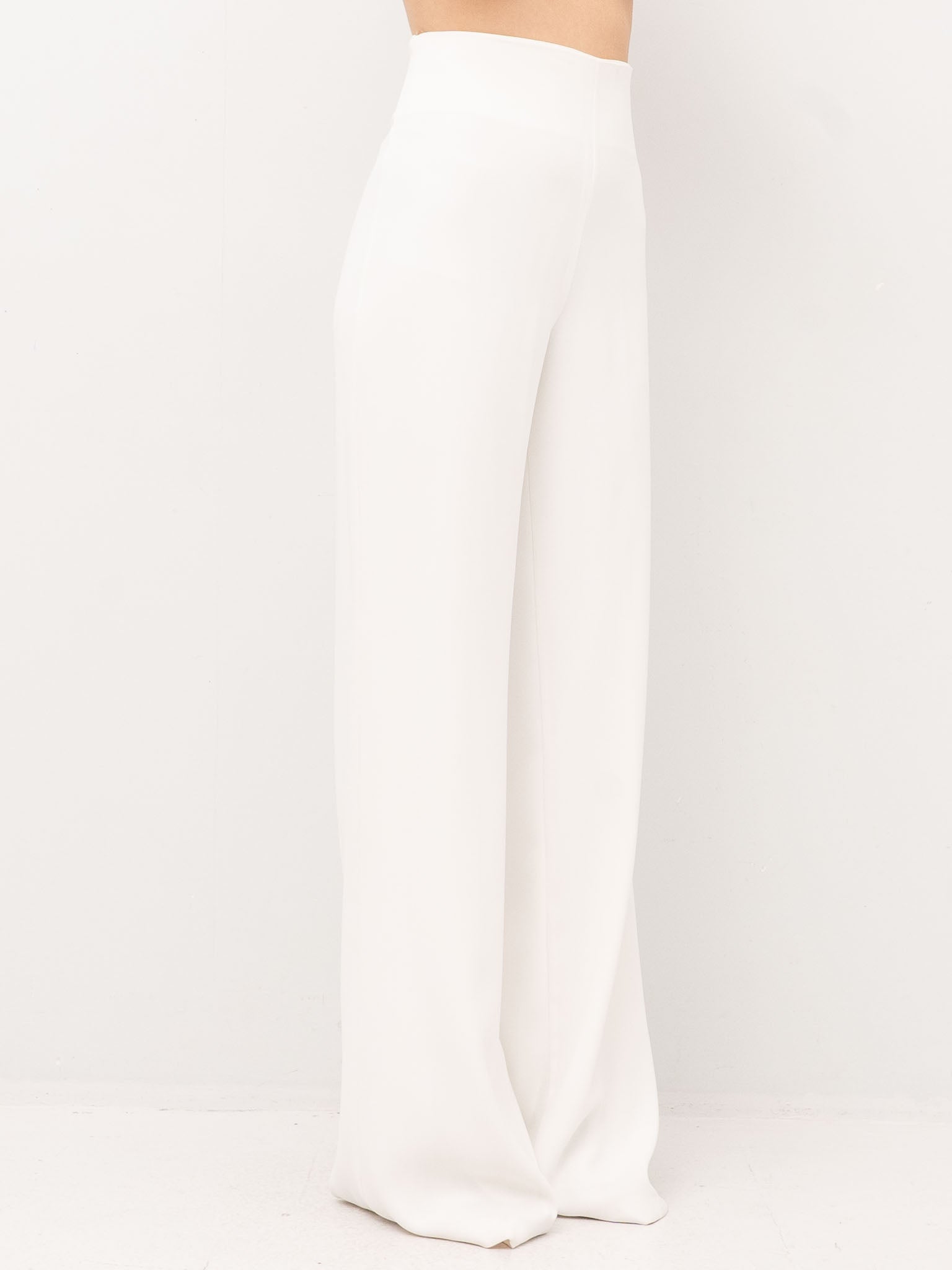 TAILLEUR KUEA 6048