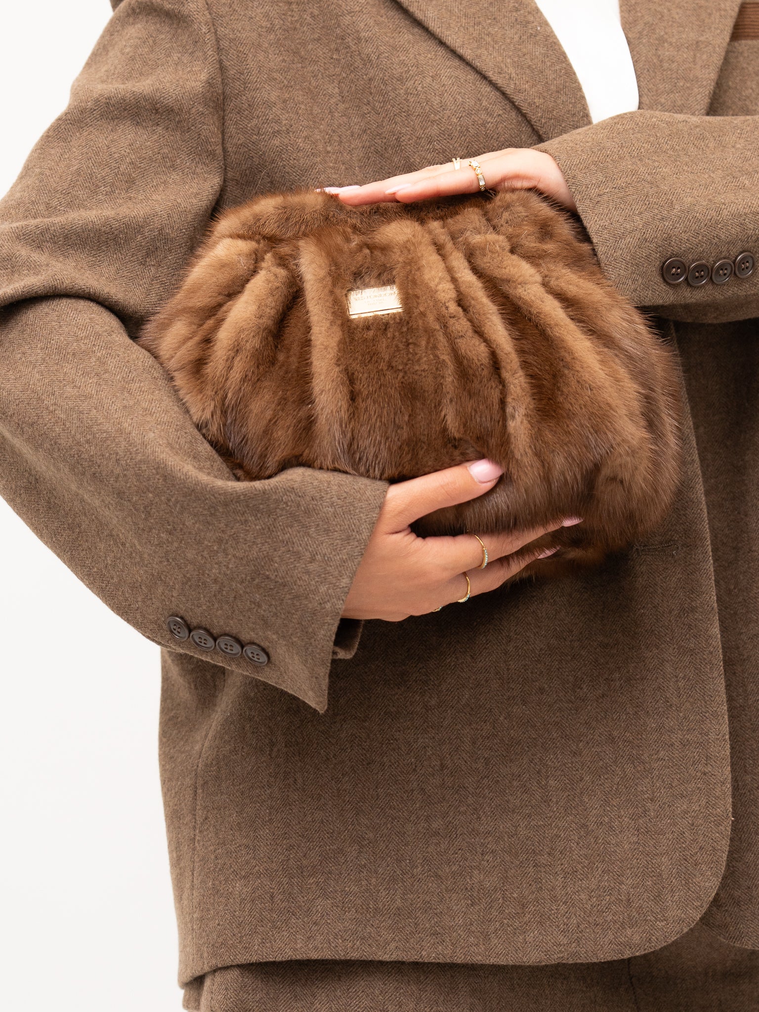 BORSA YES LONDON BS/100