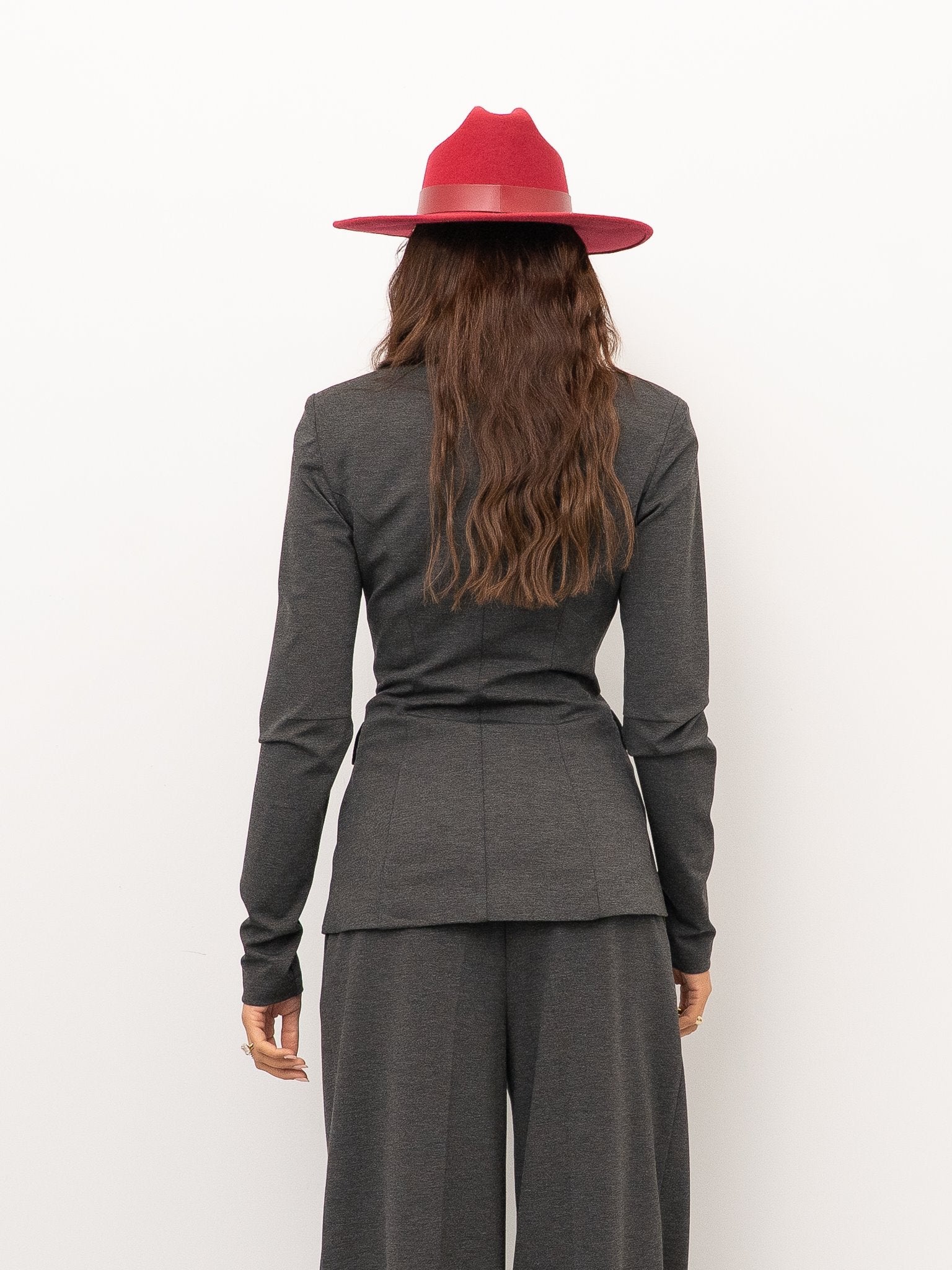 TAILLEUR SIMONA CORSELLINI CPGIC0501+CPPAC2001
