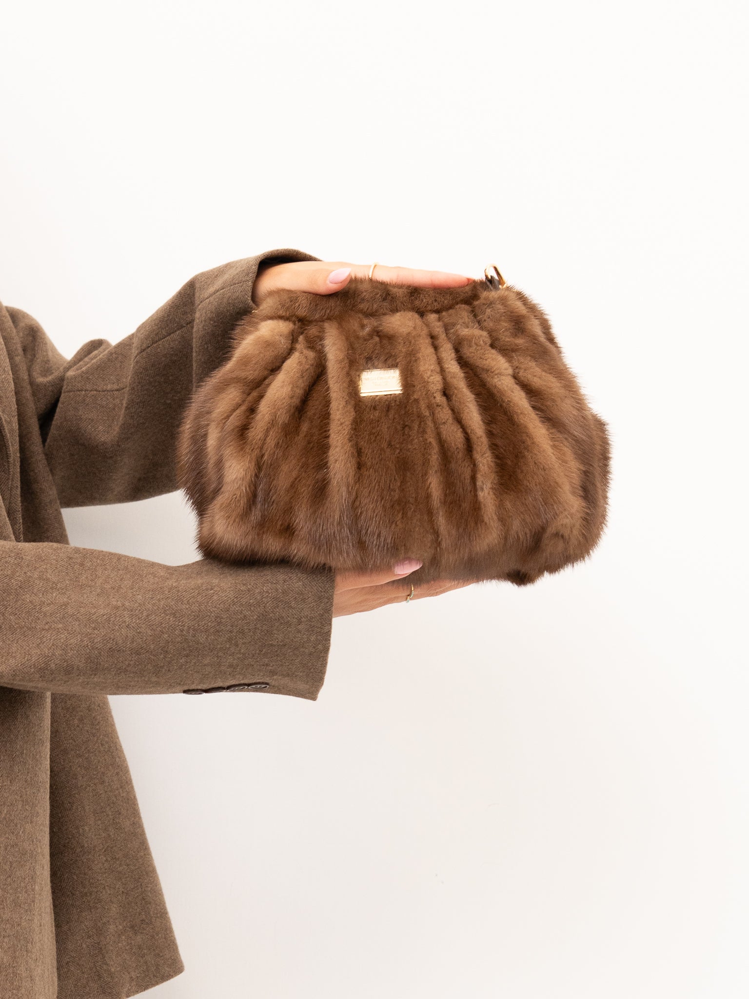 BORSA YES LONDON BS/100