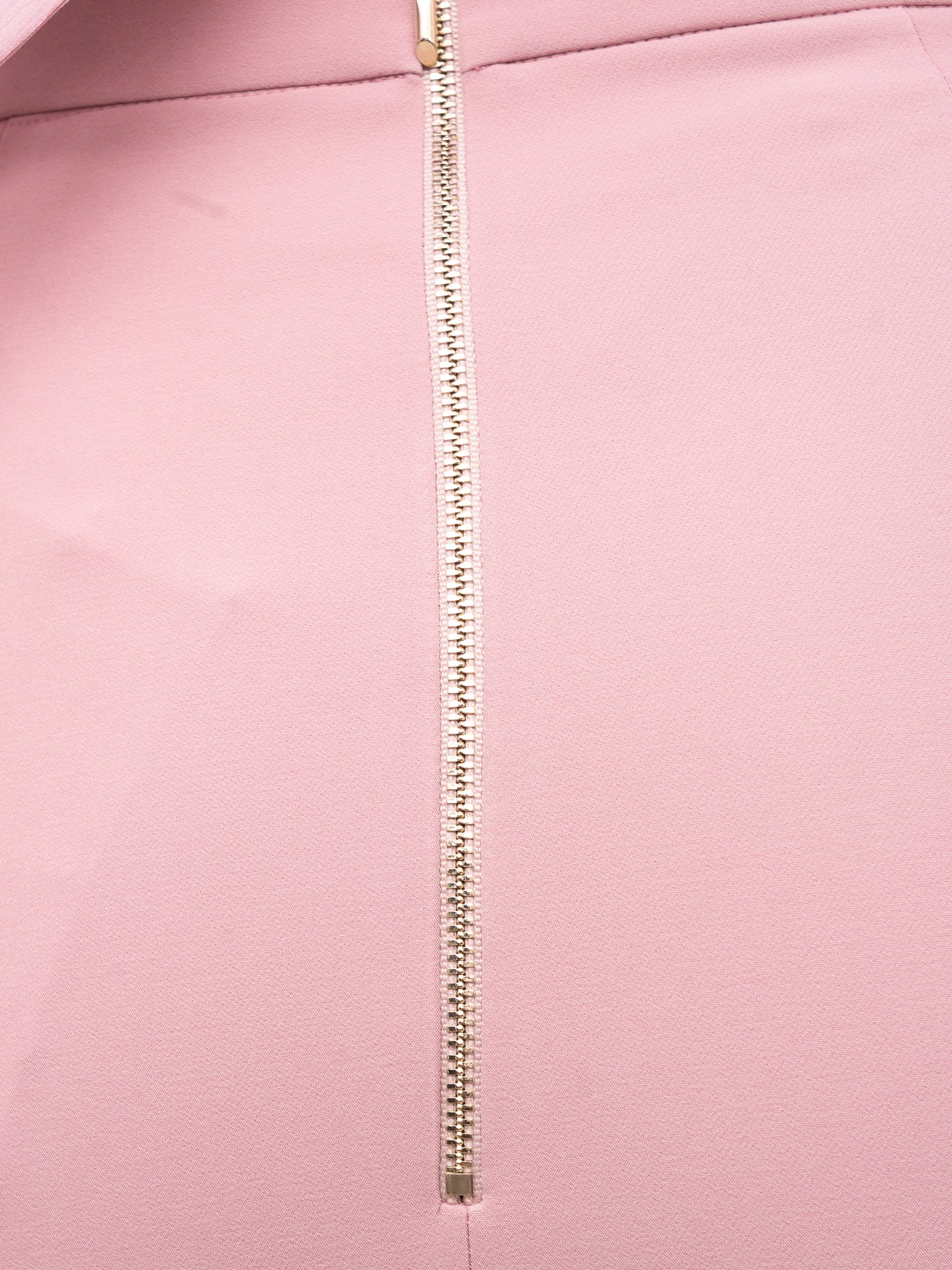 GONNA SILENCE LIMITED SLGO004