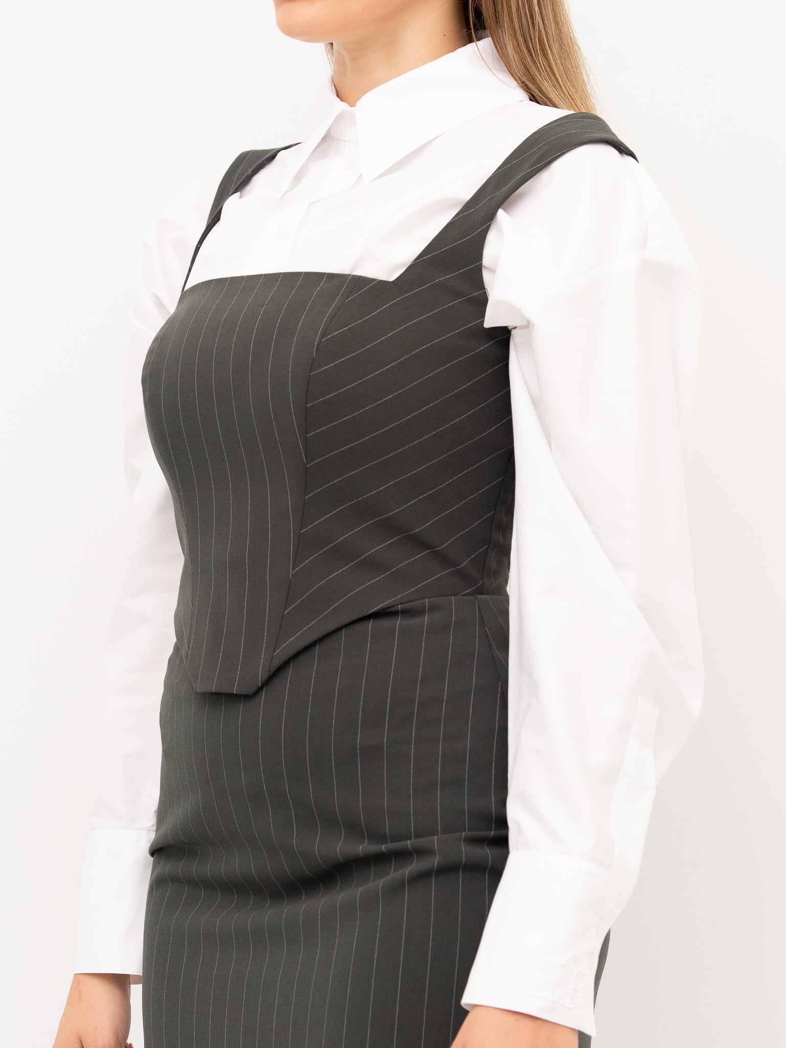 TOP SILENCE LIMITED SLBO026