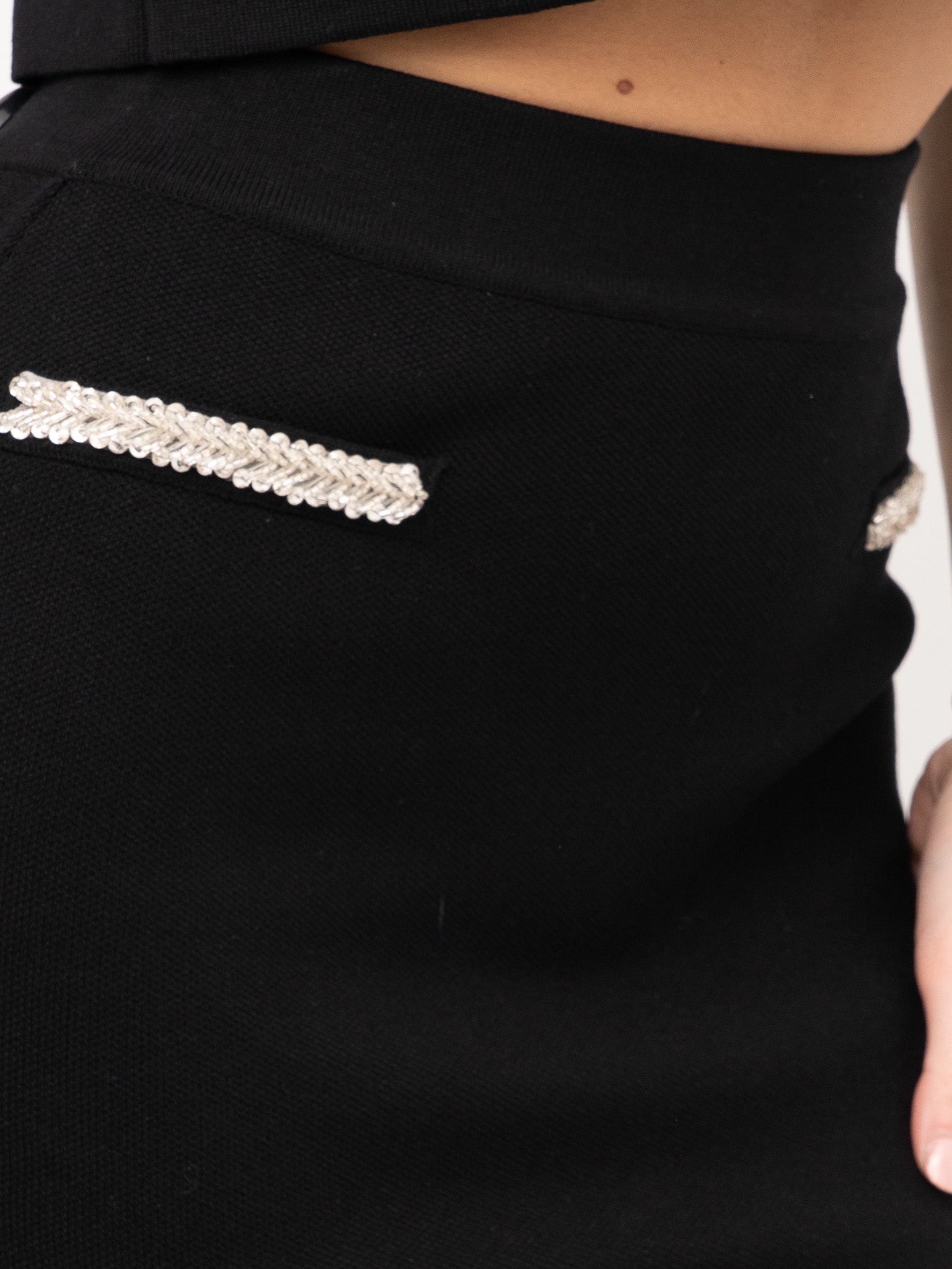 ALMA SANCHEZ MASCO-MC FALDA