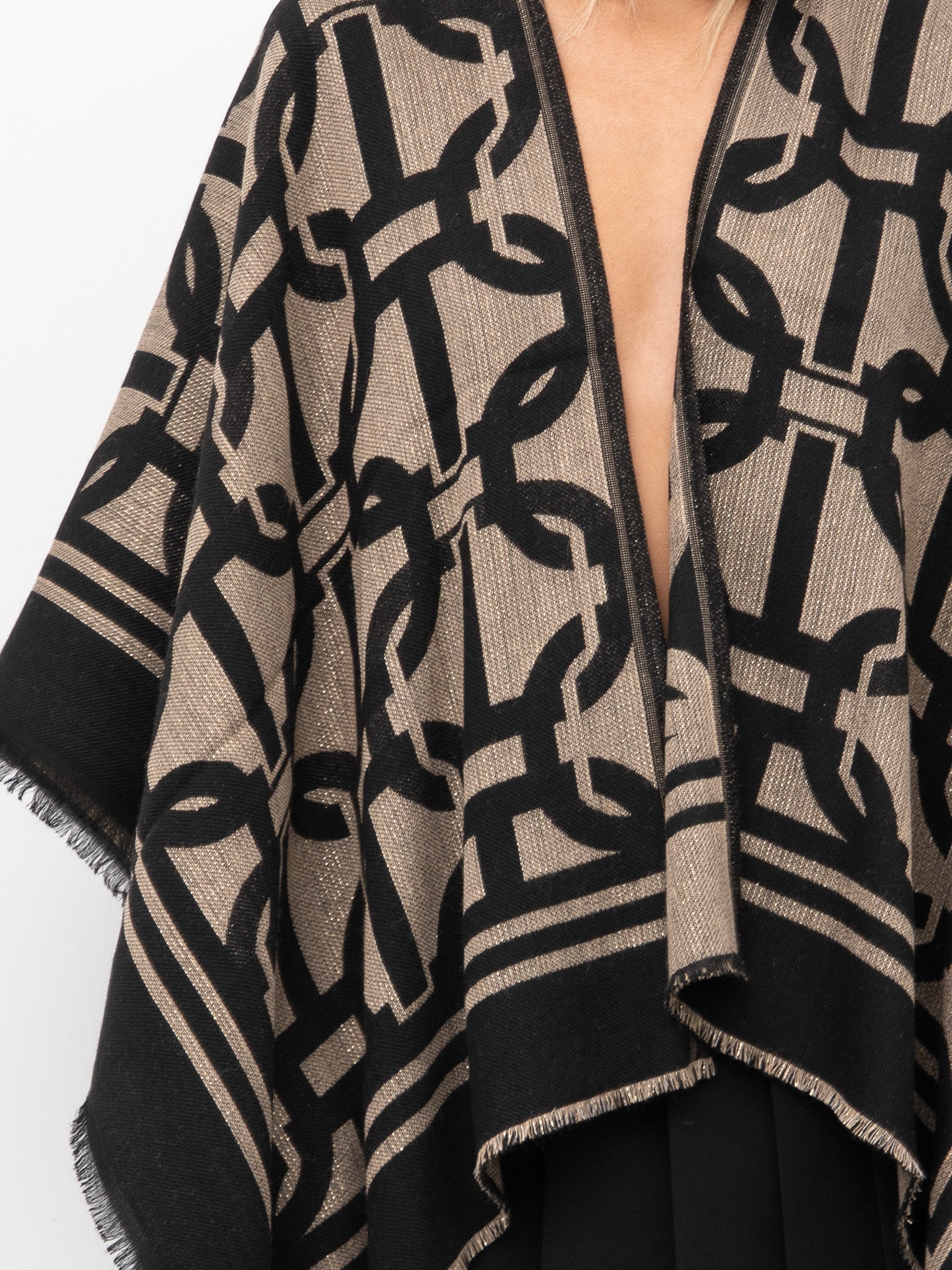 PONCHO TWINSET MILANO 252TA4370