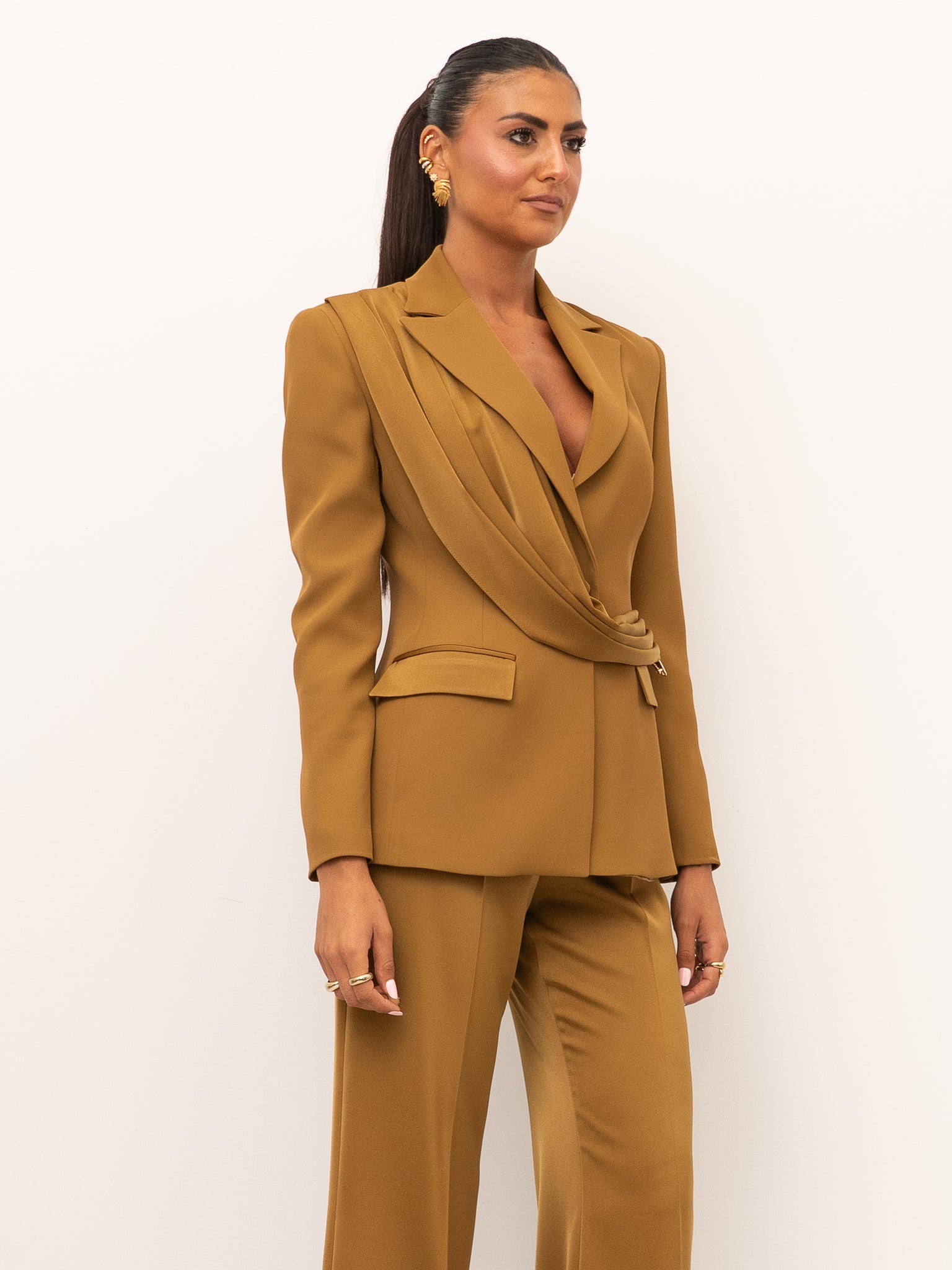 TAILLEUR SILENCE LIMITED GI5390+SLPA052
