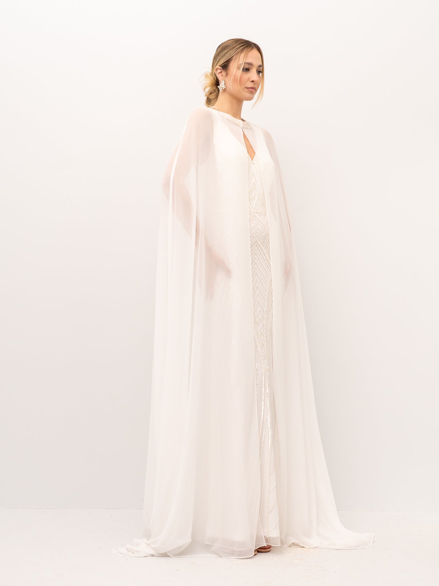 ABITO MARFIL 1J2F8PED002B2