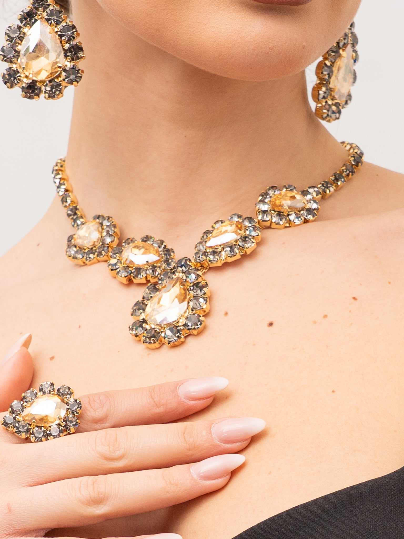 COLLAR DE LUJO SHADE C 101