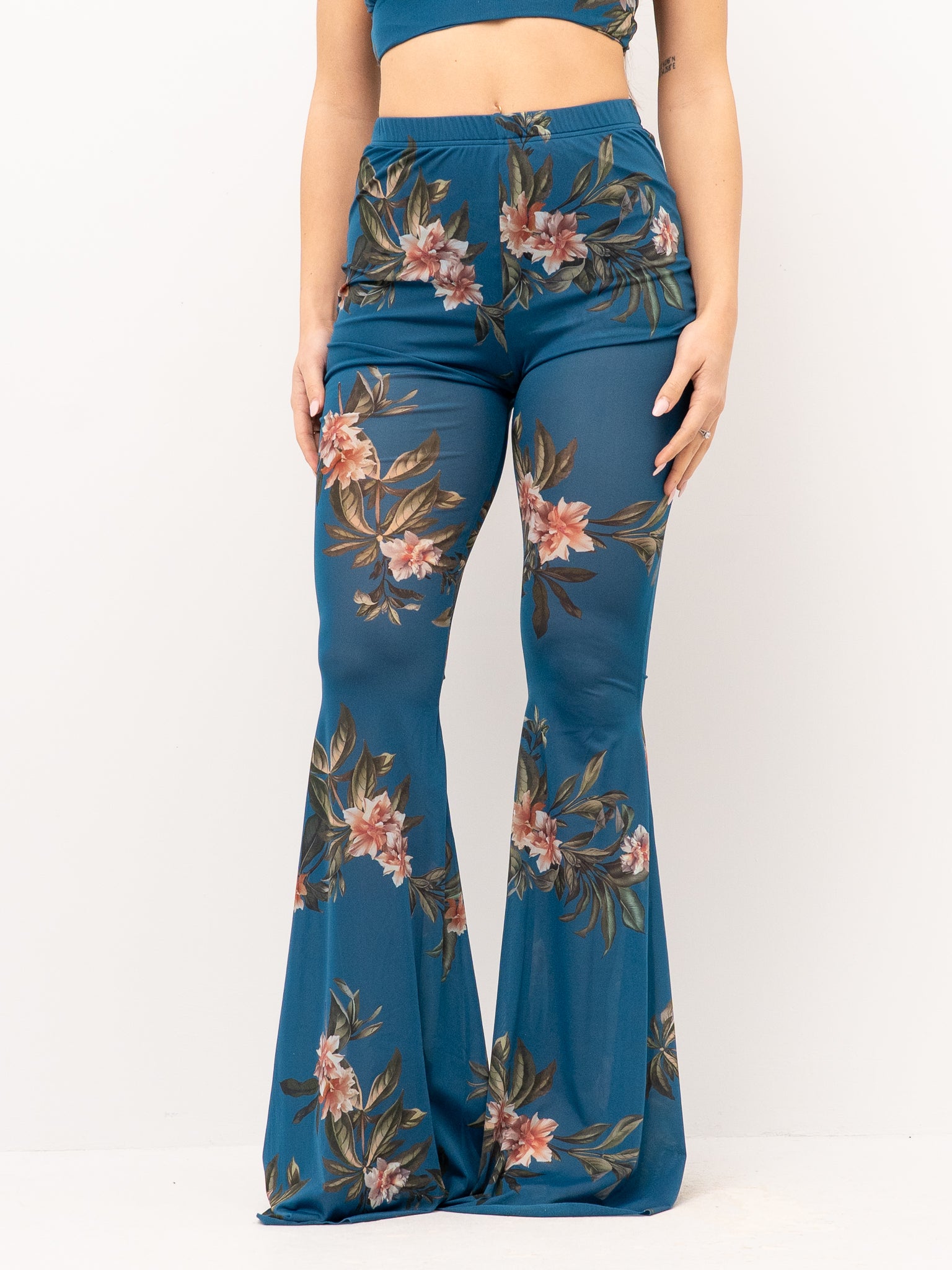 MARGHERITA MAZZEI OUTFIT 26JT77