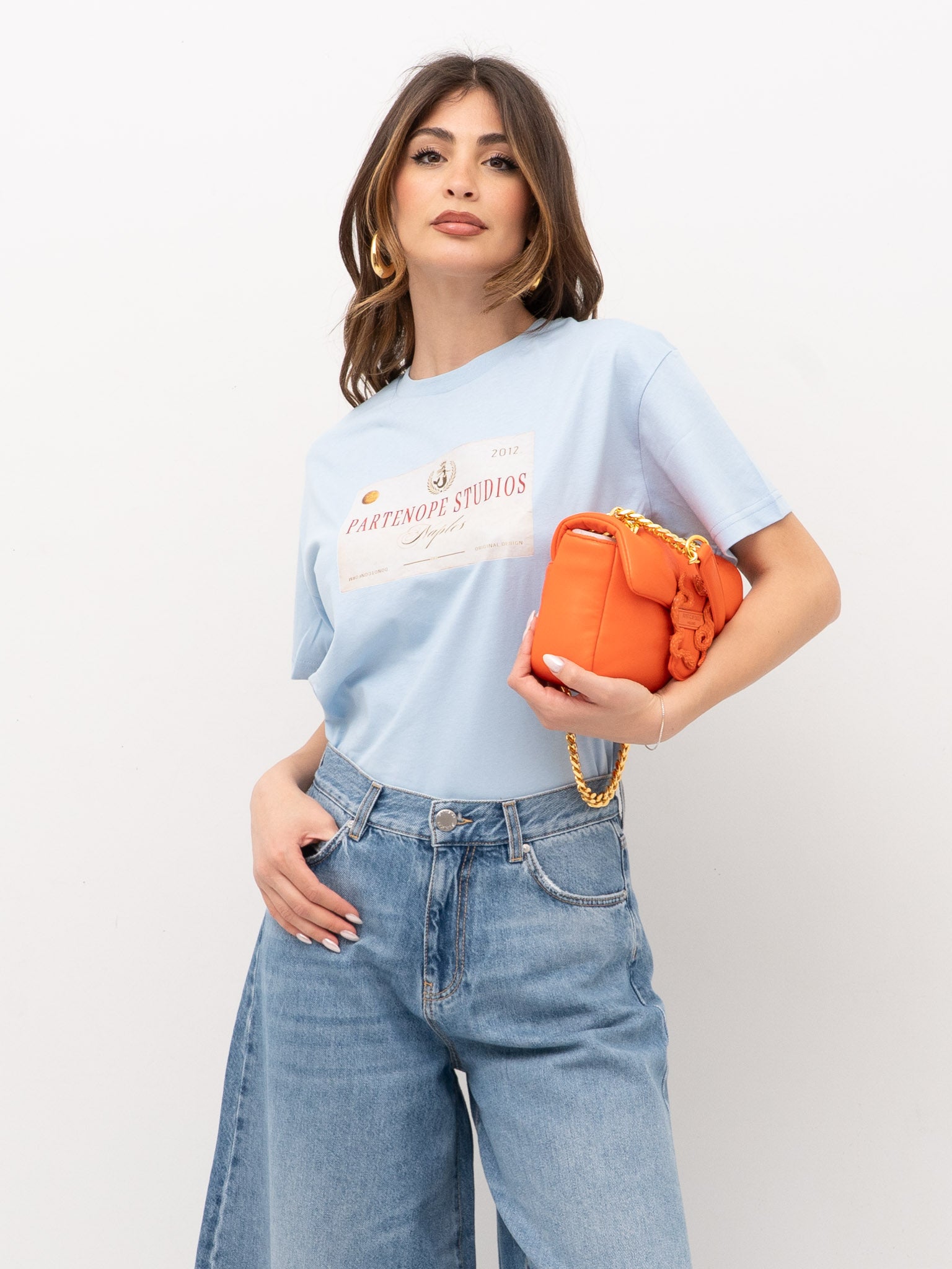 T-SHIRT DO NOT CONFORM TEE10
