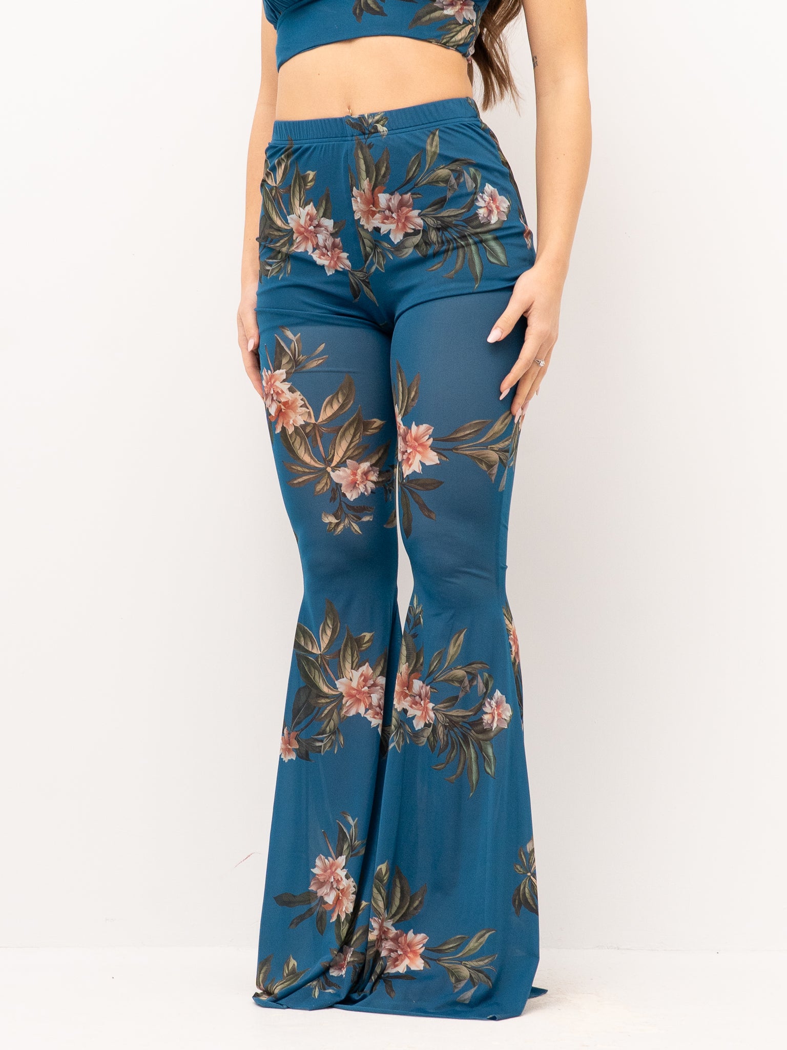 MARGHERITA MAZZEI OUTFIT 26JT77